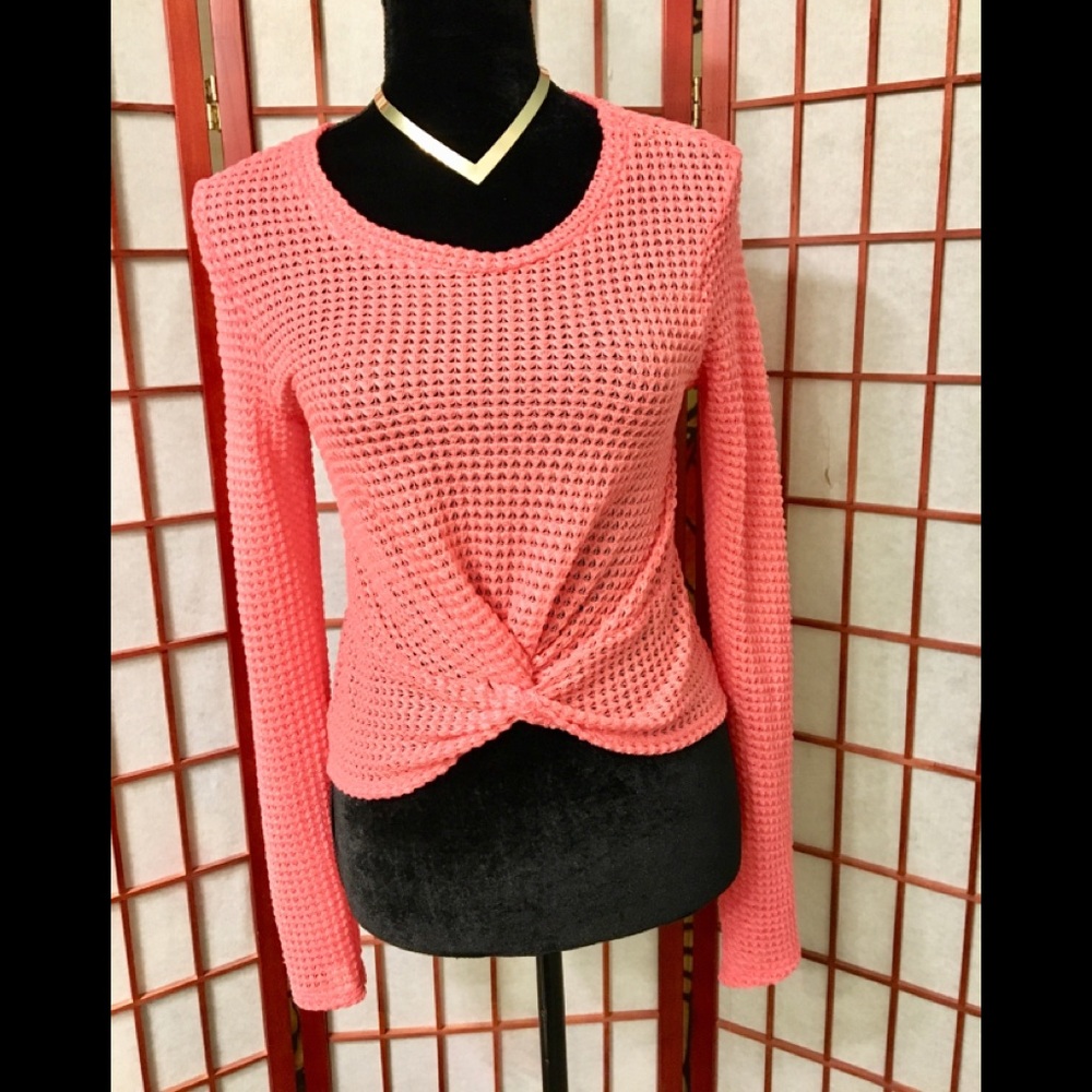 🌸Long Sleeve Crotchet Top🌸